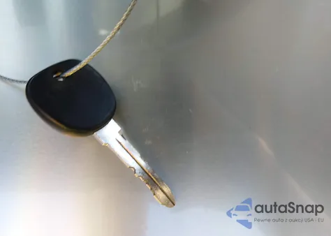 2002 GMC Yukon Sle from USA, damaged, VIN 1GKEC13T02R202316